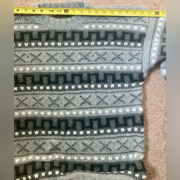 Unisex Alpaca Wool Sweater M/L Hand Knit Peru Alpakina Pullover Gray Black Cozy - Picture 13 of 14
